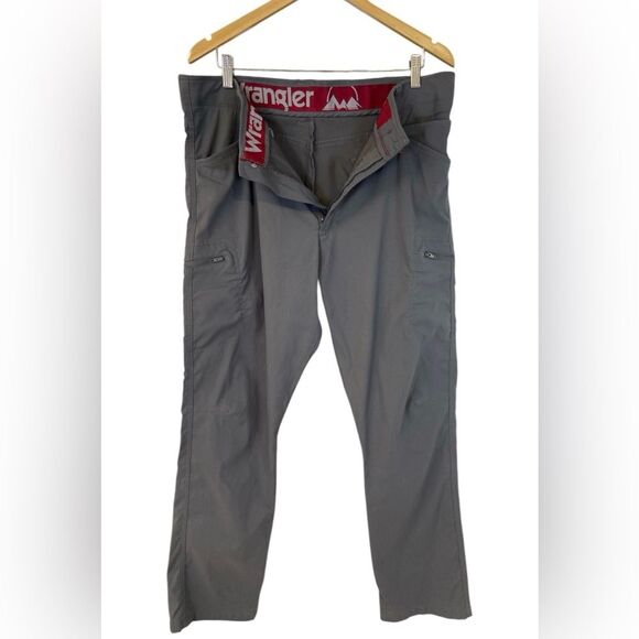 Men’s Gray Wrangler Flex Waist Cargo Pants Size 38 - Picture 3 of 5